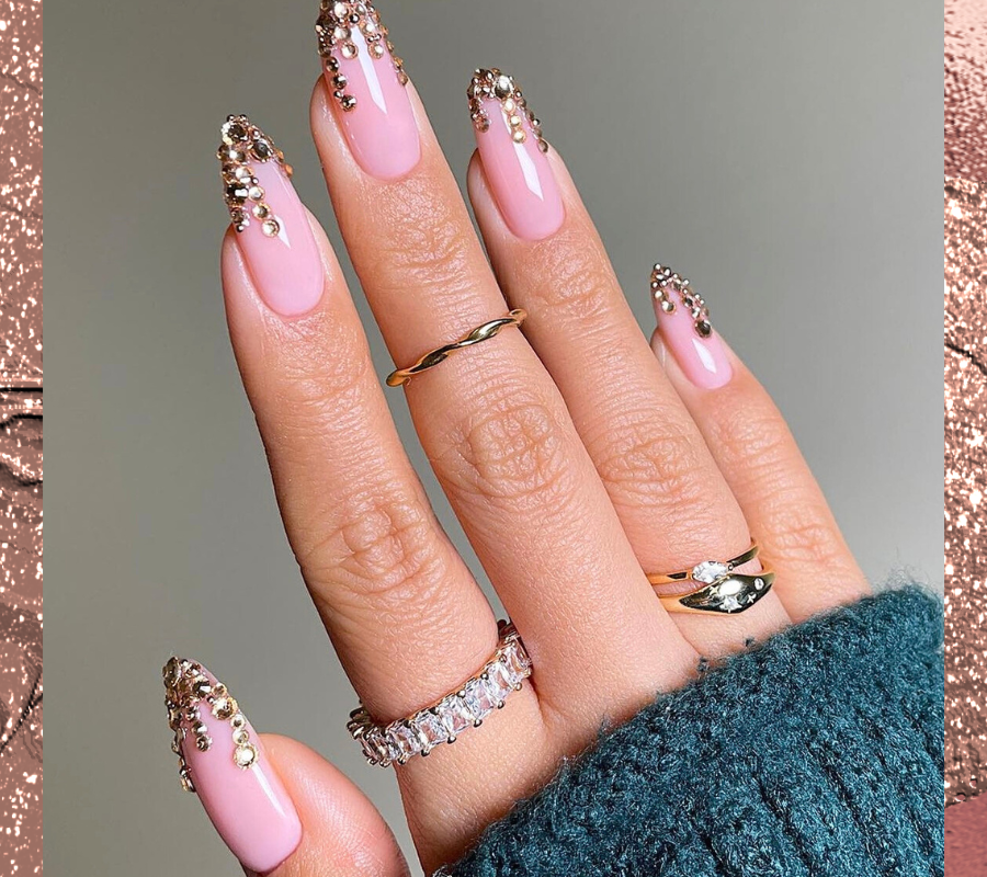 rose gold nails