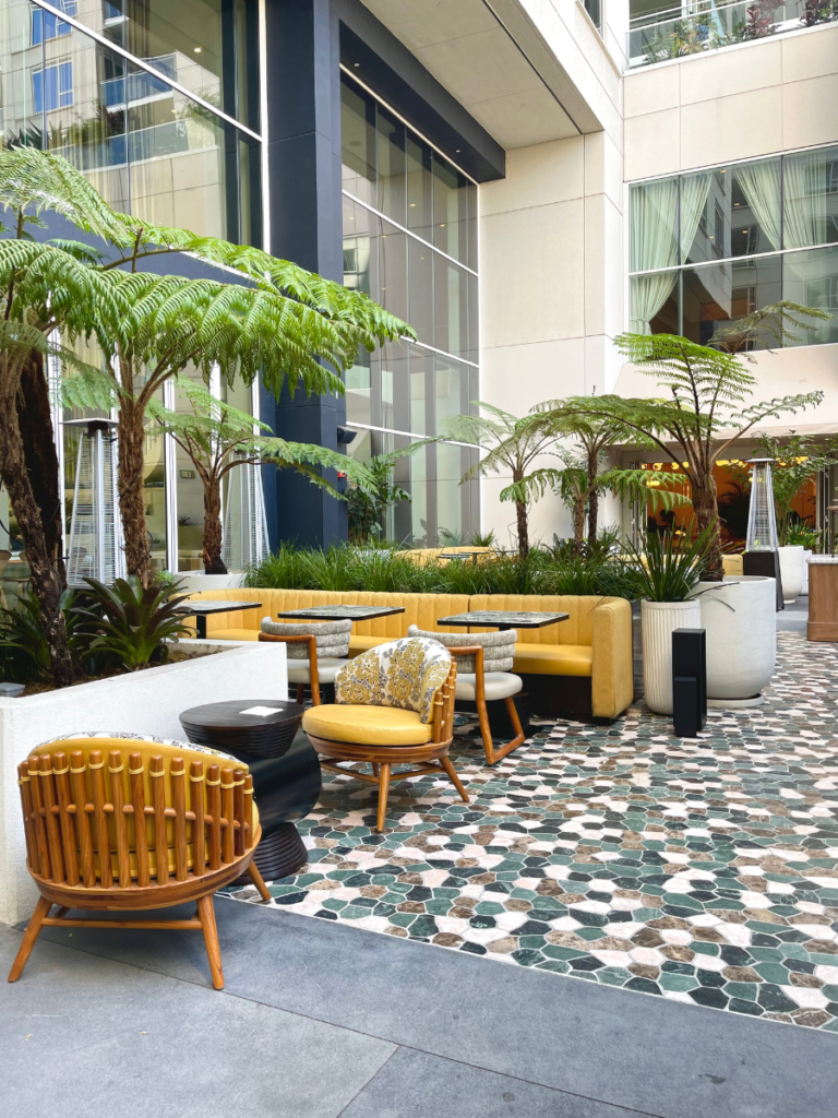 where to stay in los angeles first time